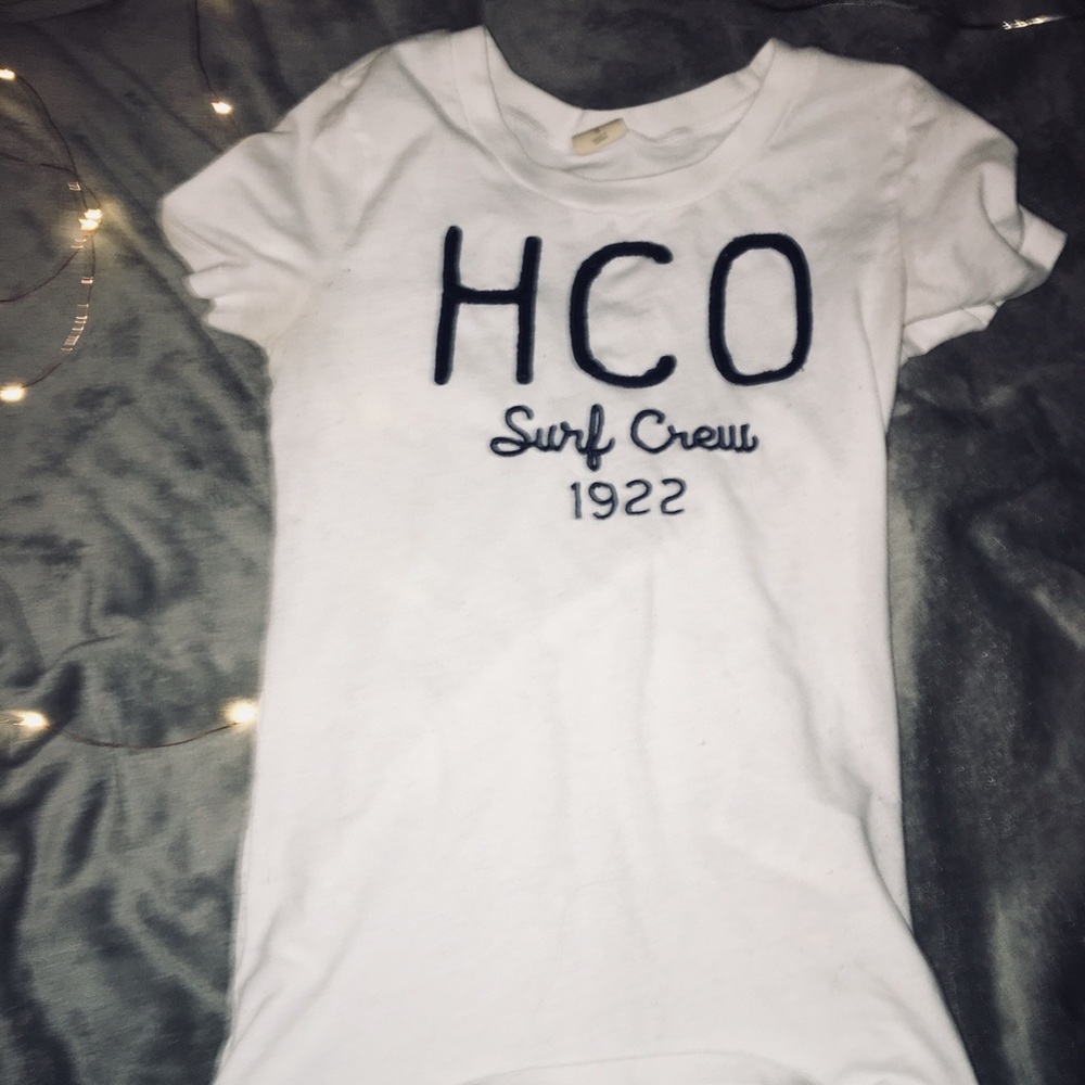 hollister surf crew t-shirt